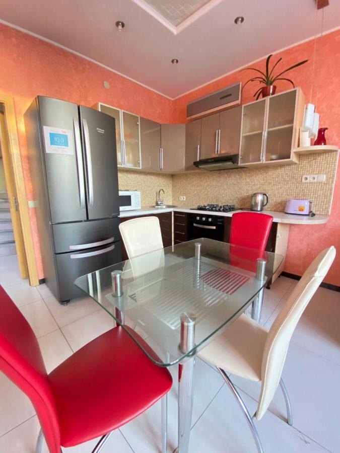 Тownhouse 84 Petropavlovskaya Borshchagovka Exterior foto